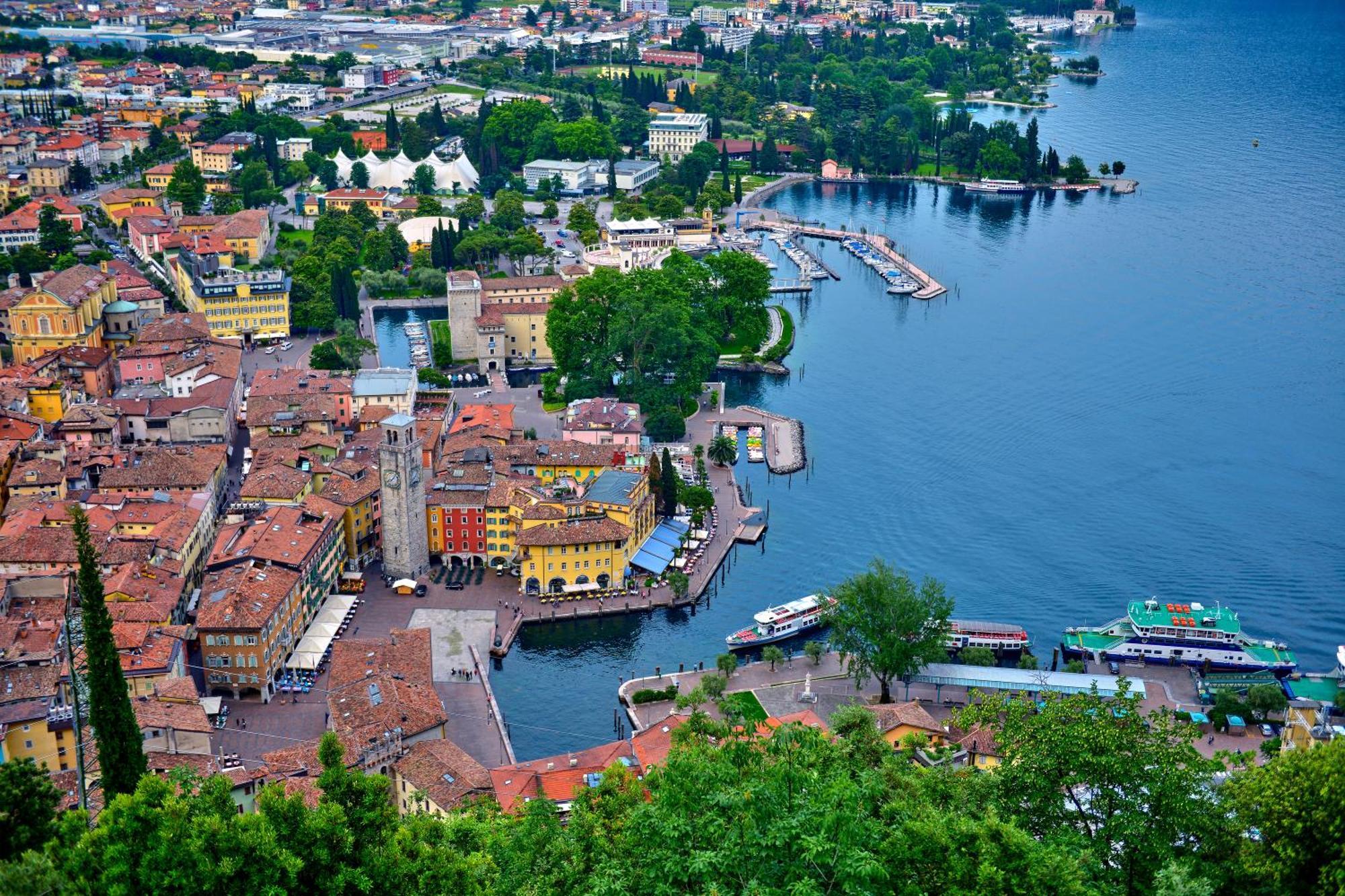 Casa Del Faro Peschiera del Garda Exterior foto